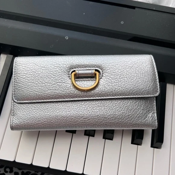BURBERRY Silver Leather Highbury D-Ring Continental Wallet - Picture 6 of 13